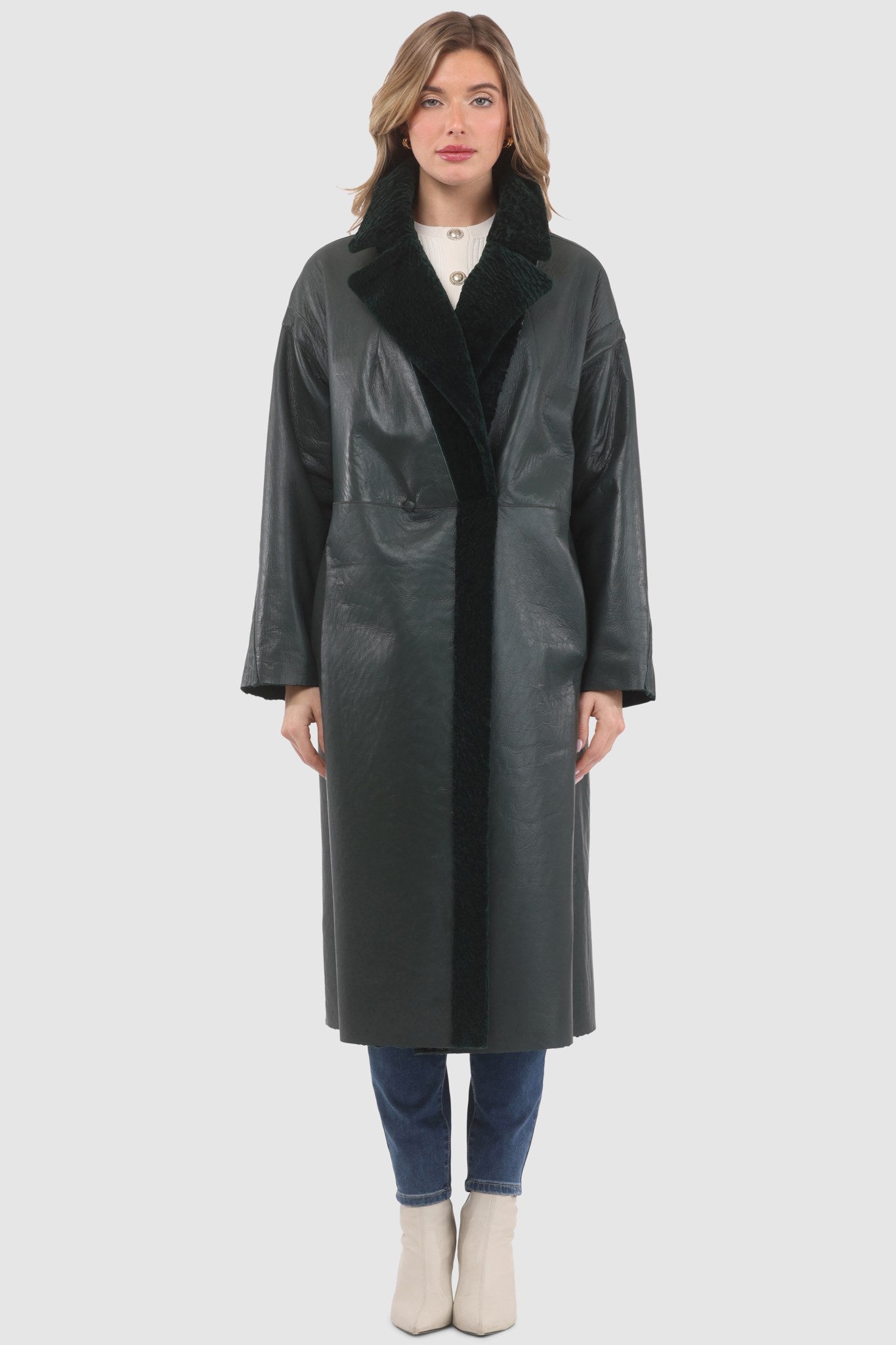 Manteau court réversible en peau d'agneau texturée