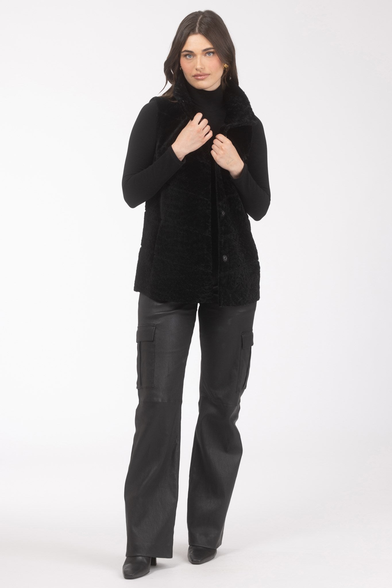 #Color_BLACK/BLACK